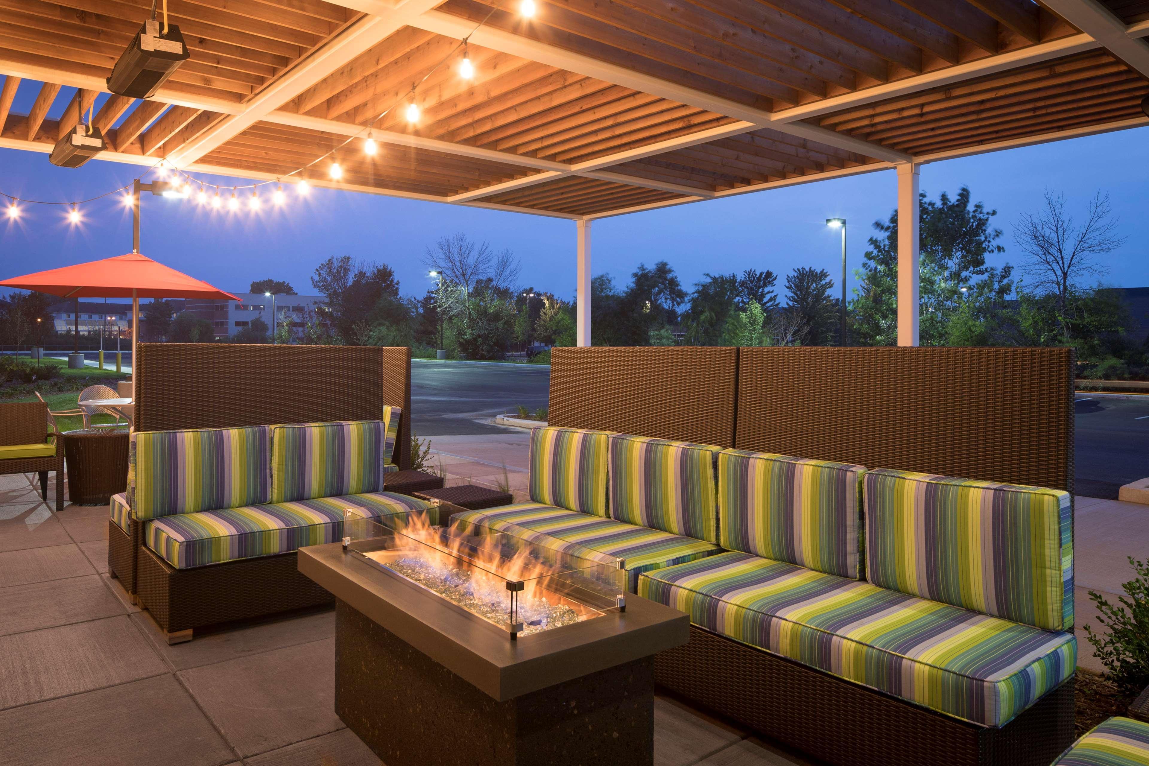 Hotel Home2 By Hilton South Bend 3*