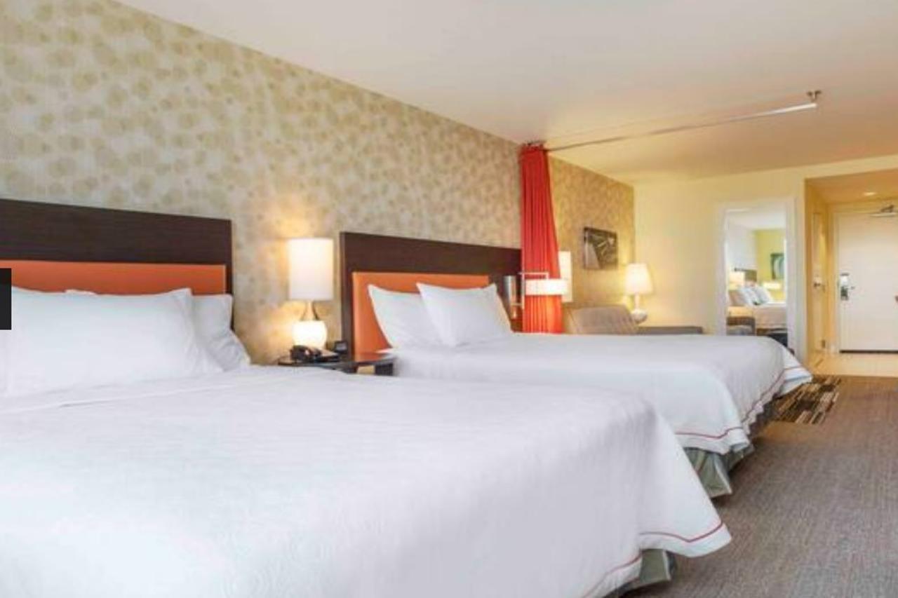 Hotel Home2 By Hilton South Bend 3*