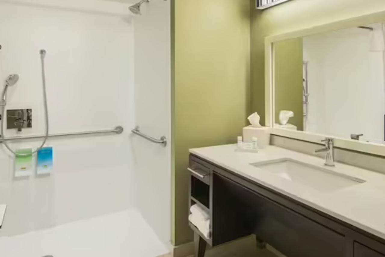 Home2 By Hilton South Bend Hotel Mishawaka